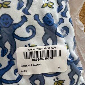 Roller Rabbit Blue Pajama Set with Elegant Pattern